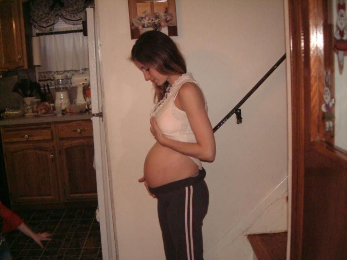 妊娠中の妊婦の裸・マタニティーヌード画像 74