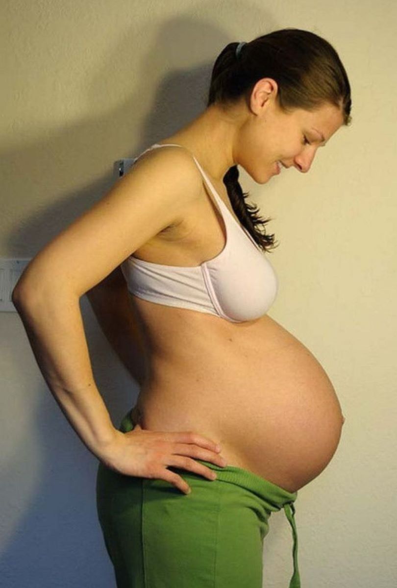 妊娠中の妊婦の裸・マタニティーヌード画像 79