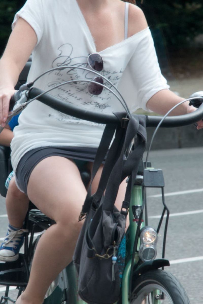 自転車のパンチラ画像 105